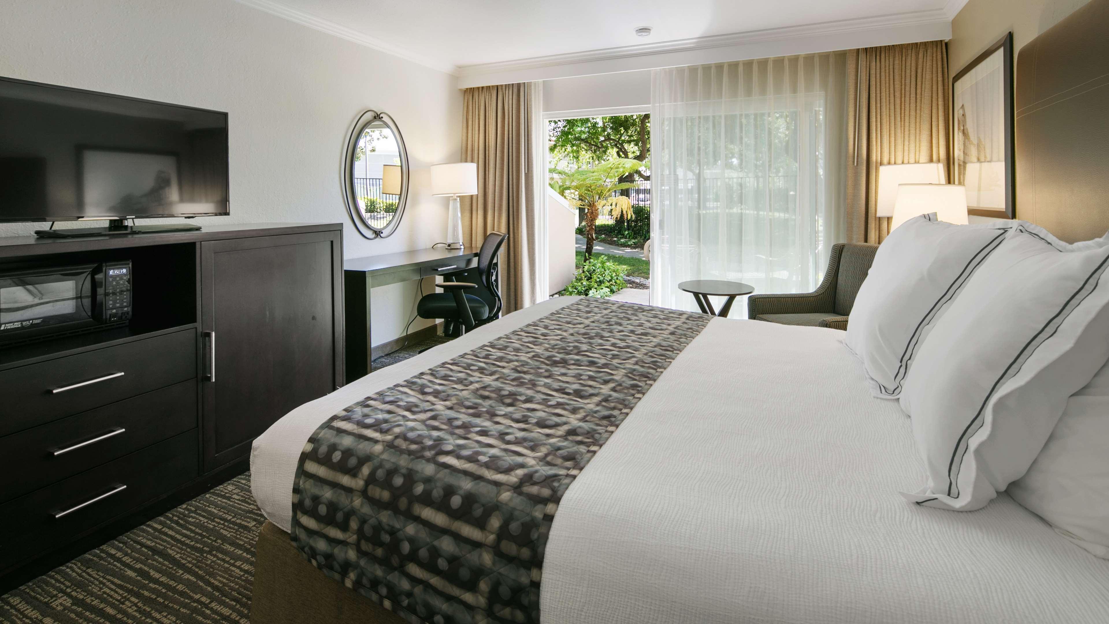 Best Western Plus Garden Court Inn Fremont Extérieur photo