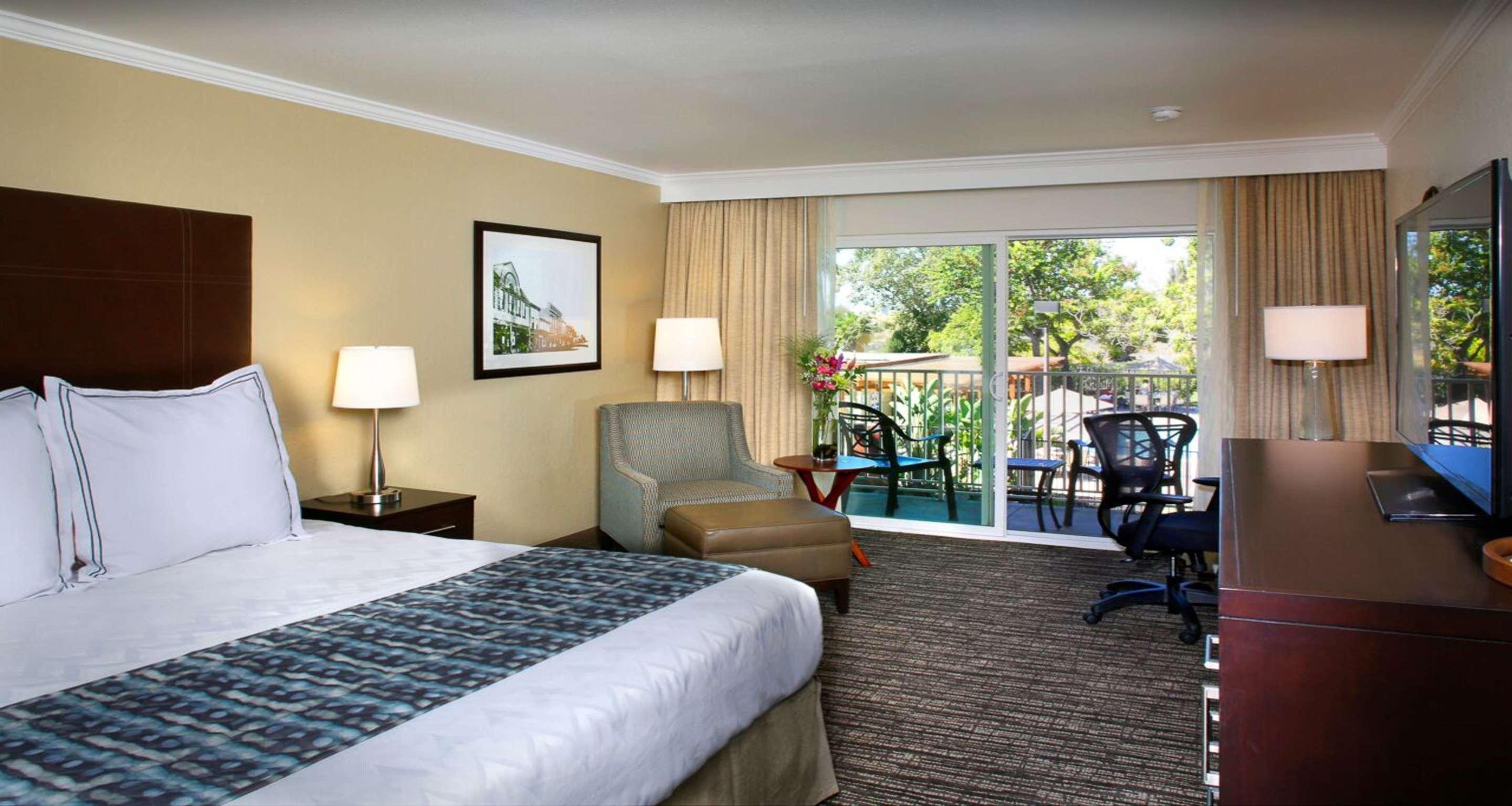 Best Western Plus Garden Court Inn Fremont Extérieur photo