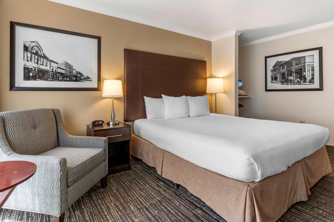 Best Western Plus Garden Court Inn Fremont Extérieur photo